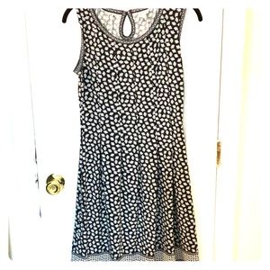 Keyhole black and white print dress